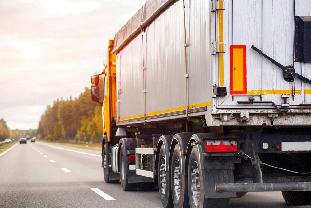 dependable luxury single car transport