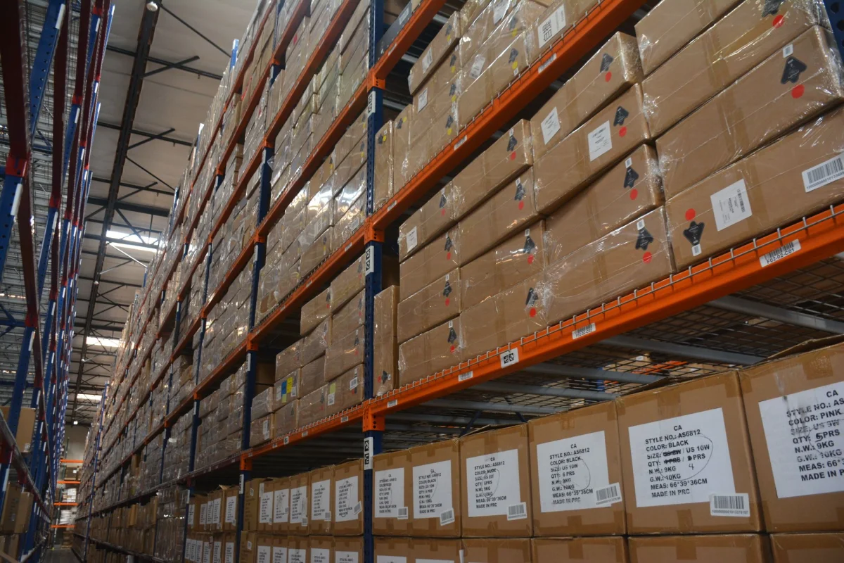 How 3PL Inventory Visibility and Warehouse Operations Can Lower Holding Costs